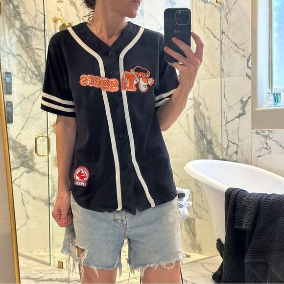 Disney | Navy Tigger Disney world Button Down Shirt with White Accents V-Neck - Picture 6 of 7